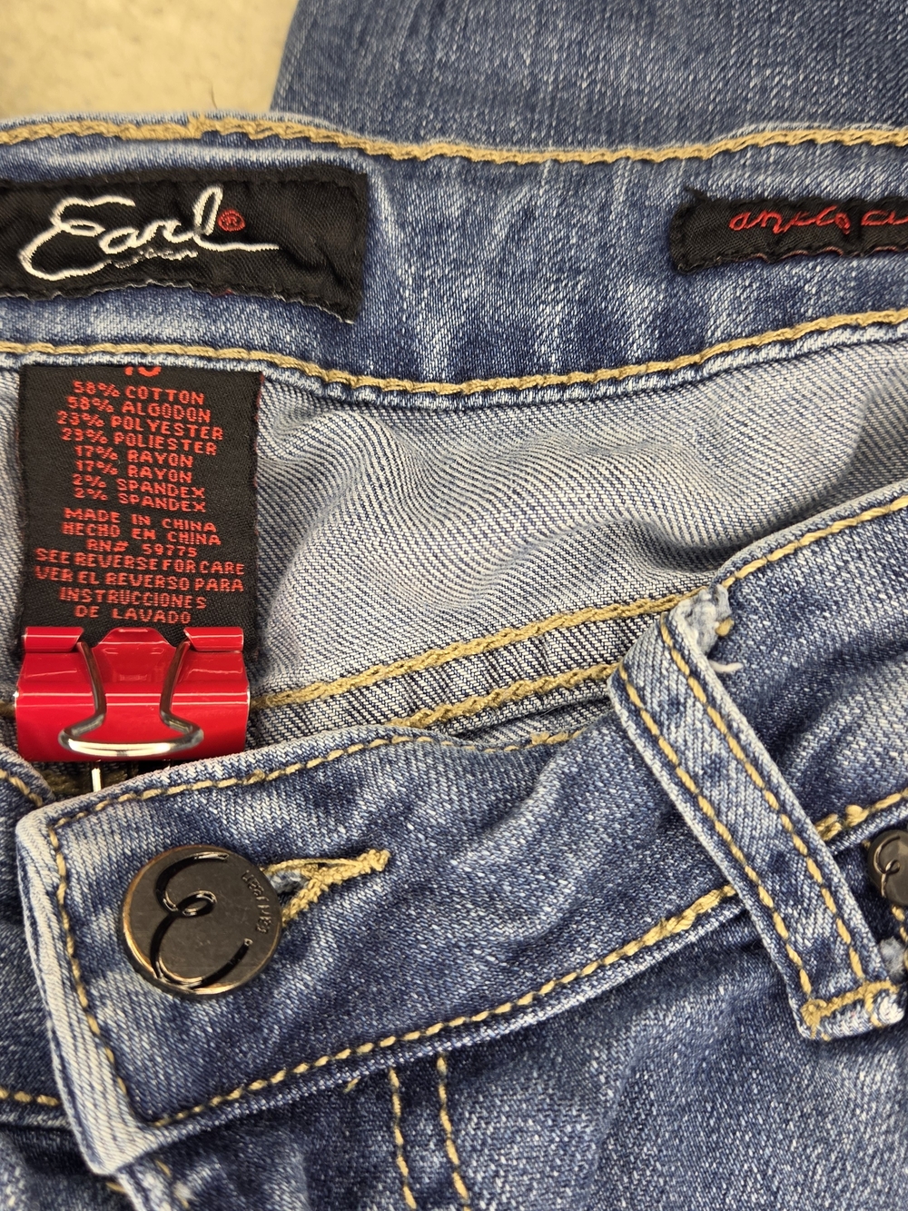 Blue Embroidered Ankle Cut Women’s Jeans By Earl Size 10 - Picture 11 of 13
